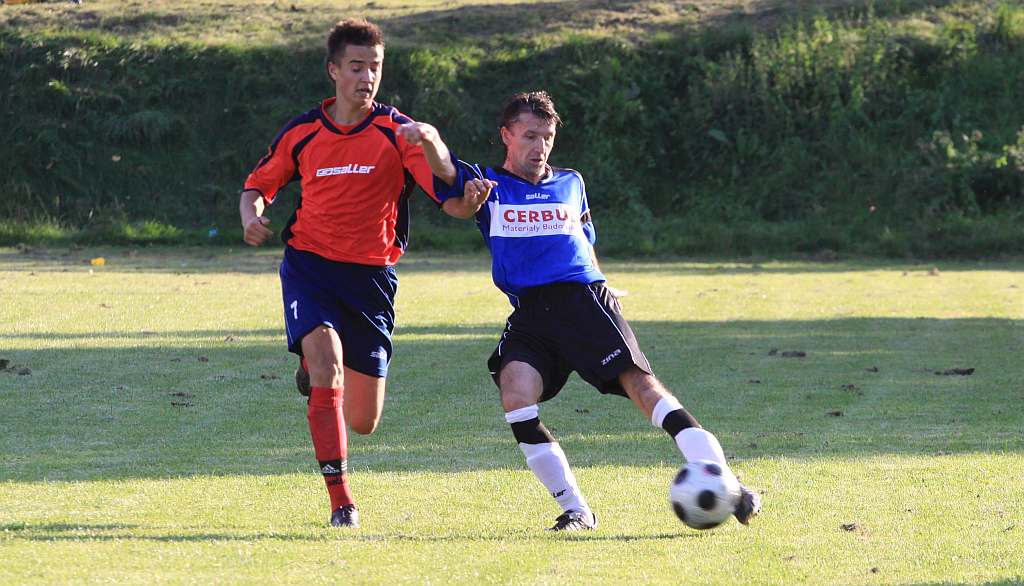 Okręgówka: Błękitni - Stal