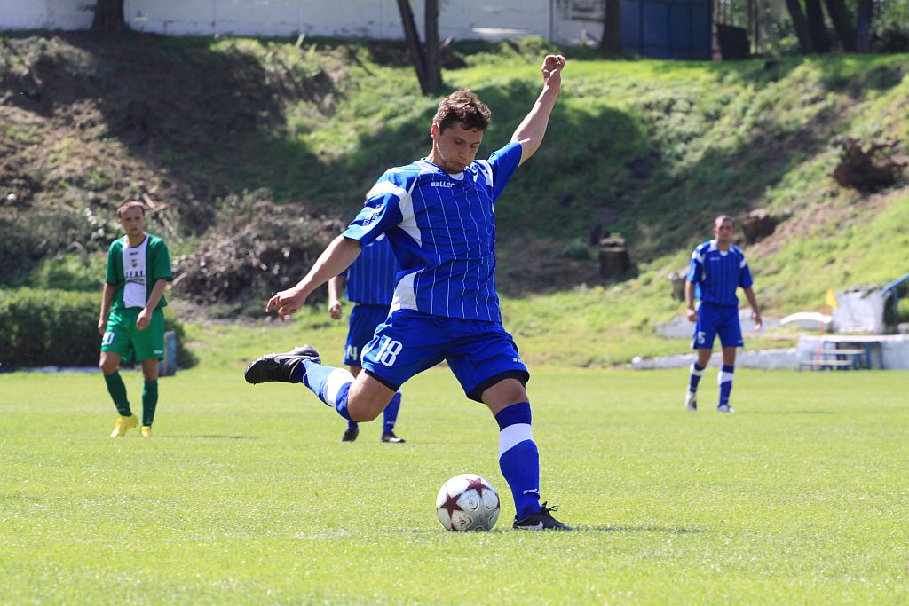 IV Liga: Konfeks - Piast