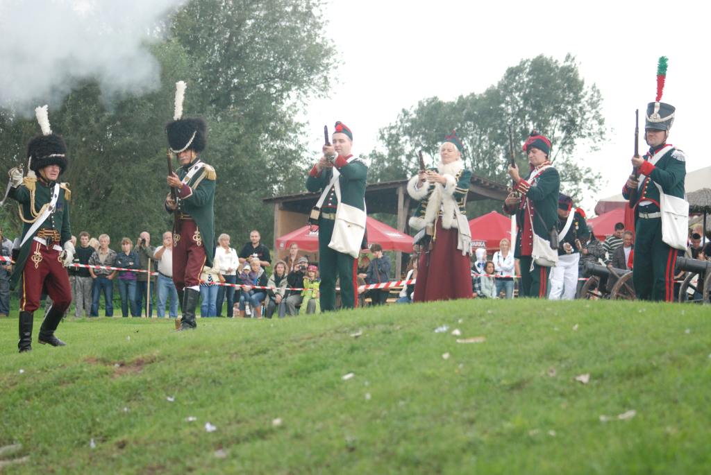 Piknik historyczny w Duninie