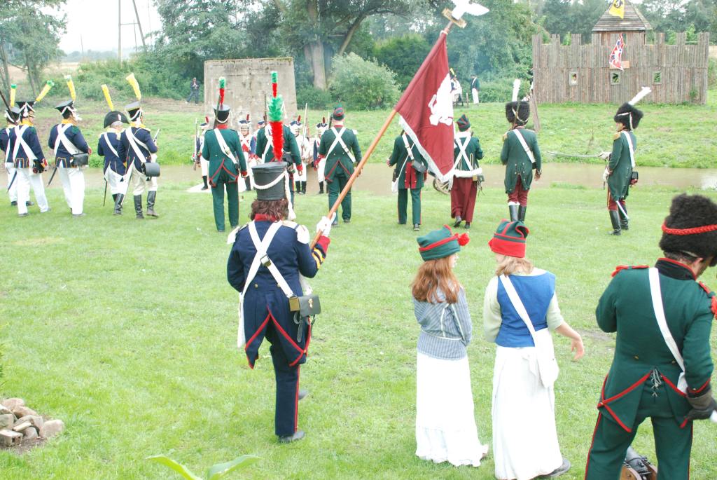 Piknik historyczny w Duninie