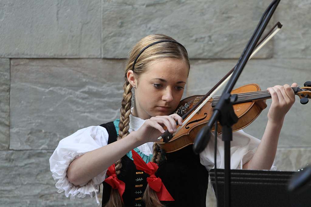 Imieniny ulicy NMP cz.1