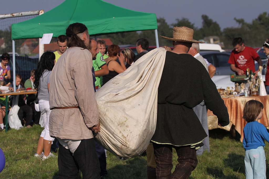Kartoflisko w Gniewomirowicach