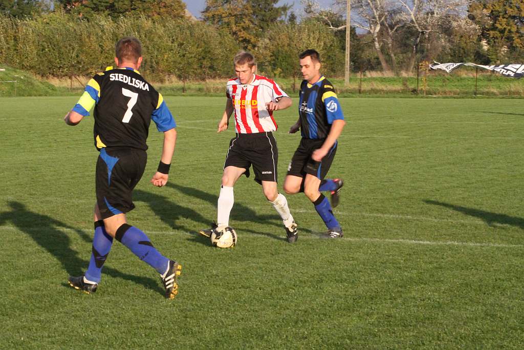 Dąb - Błękitni 1:4