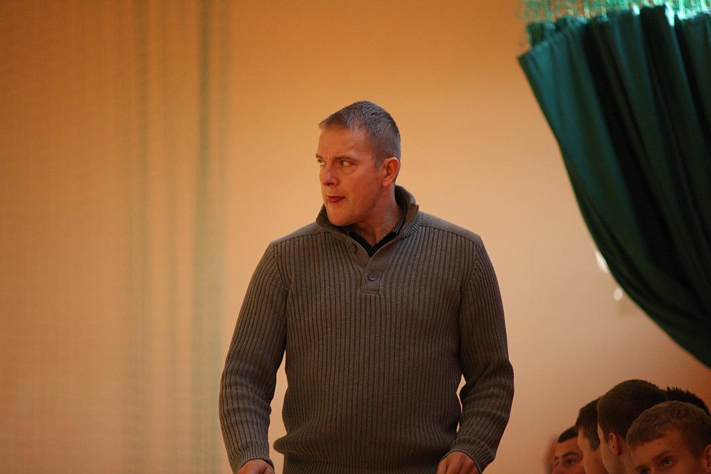 Ręczna: UKS 9 - Siódemka 35-34