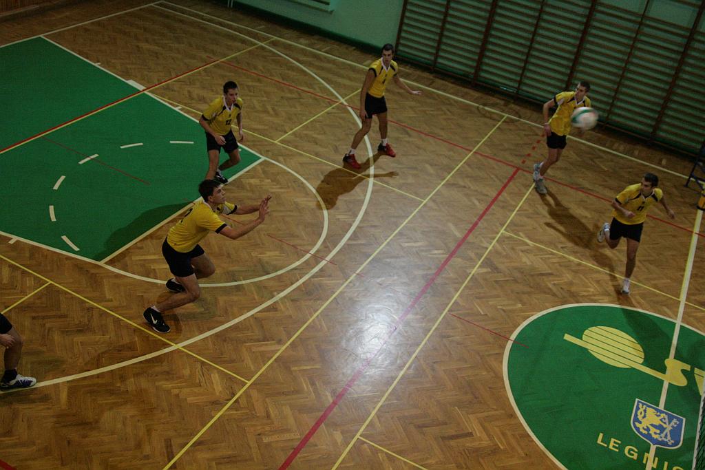 Pierwsze ligowe punkty Ikara