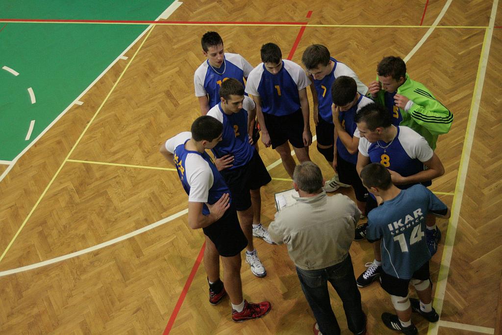Trzecie zwycięstwo juniorów Ikara