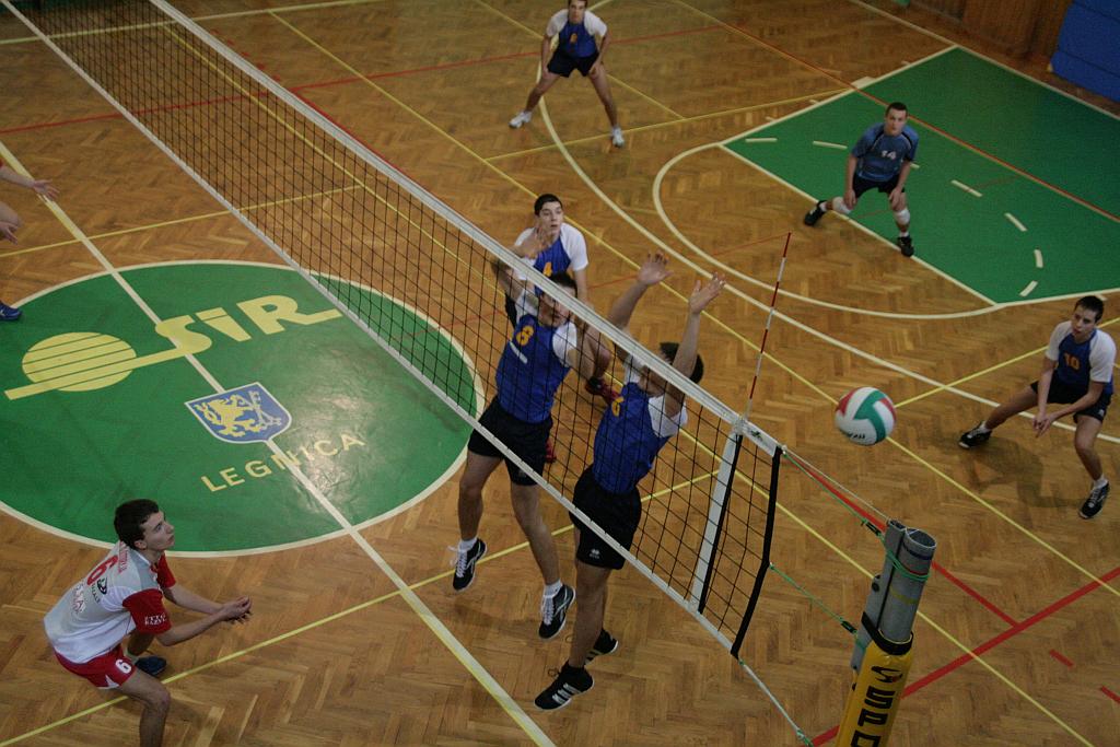 Trzecie zwycięstwo juniorów Ikara