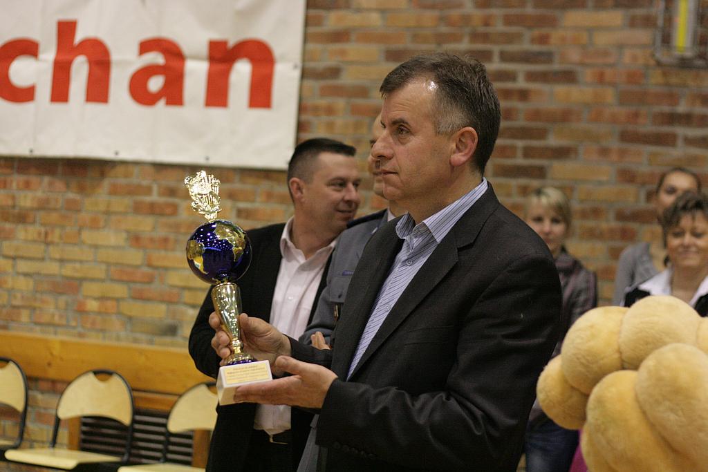 Policjanci grali w piłkę