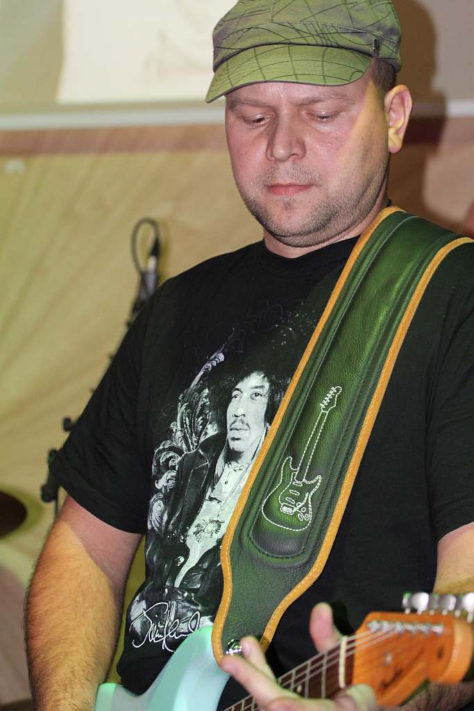 Zaduszki w Sunny Music Club
