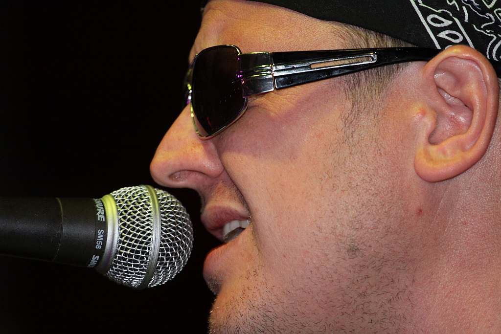 Zaduszki w Sunny Music Club