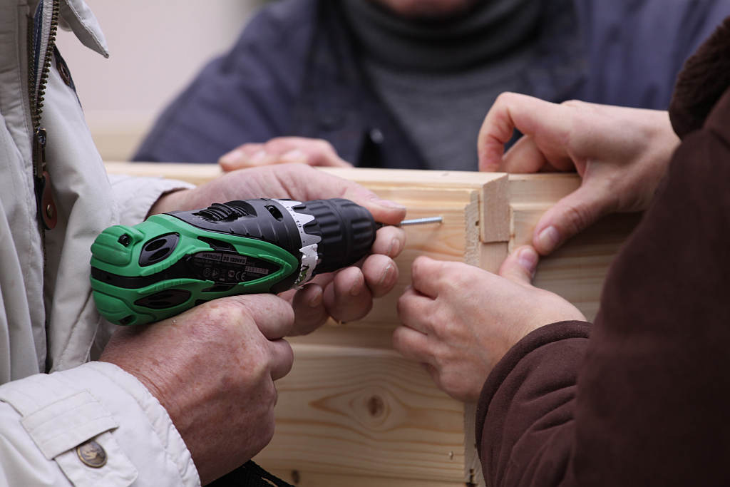 Super L buduje dom na rynku