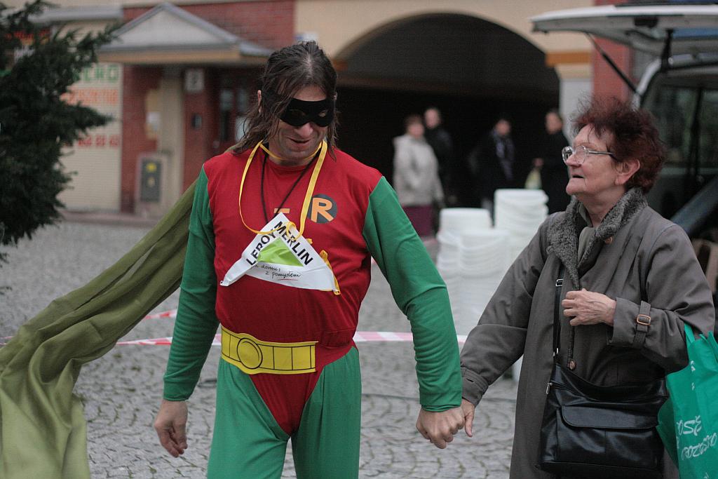 Super L buduje dom na rynku