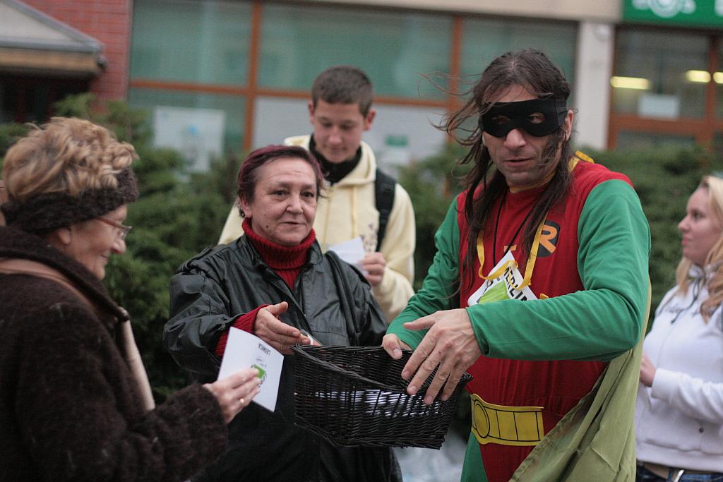 Super L buduje dom na rynku