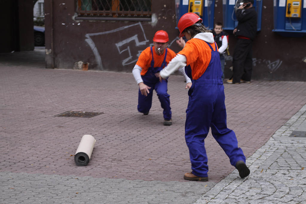 Super L buduje dom na rynku