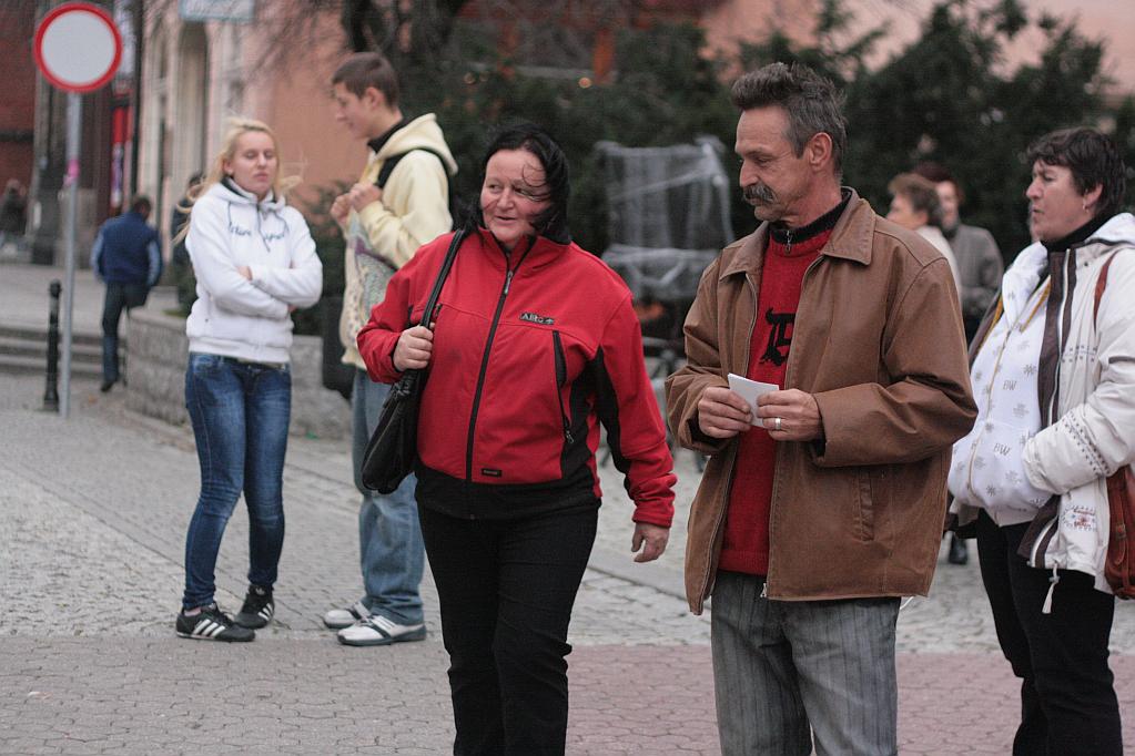 Super L buduje dom na rynku