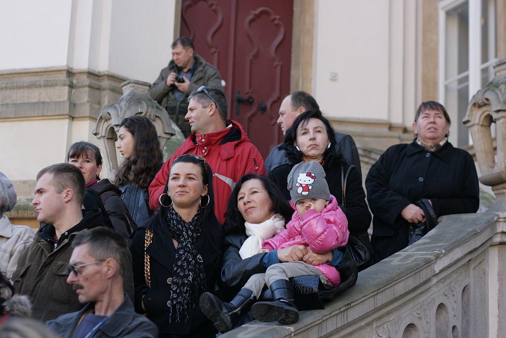 Mundurowi uczniowie ślubowali w Rynku