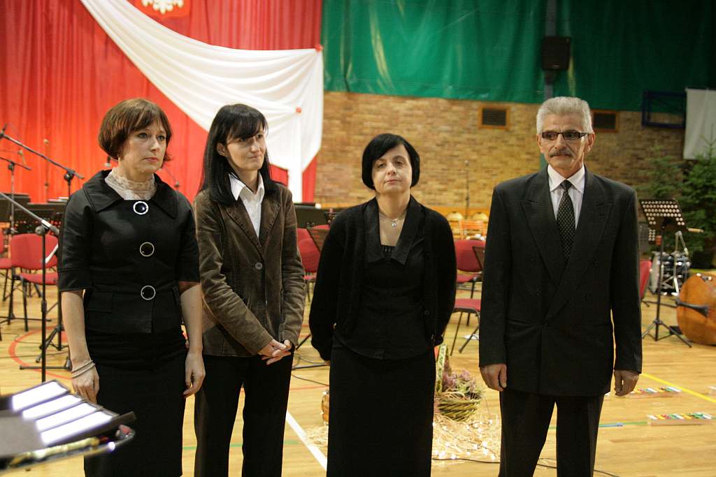 Medale i odznaczenia dla legniczan