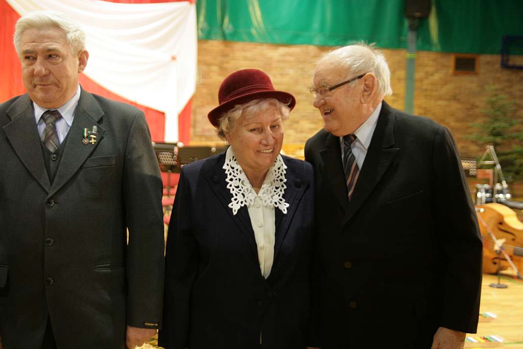 Medale i odznaczenia dla legniczan