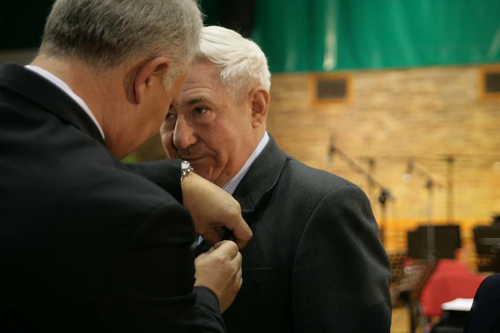 Medale i odznaczenia dla legniczan