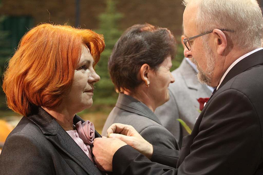 Medale i odznaczenia dla legniczan