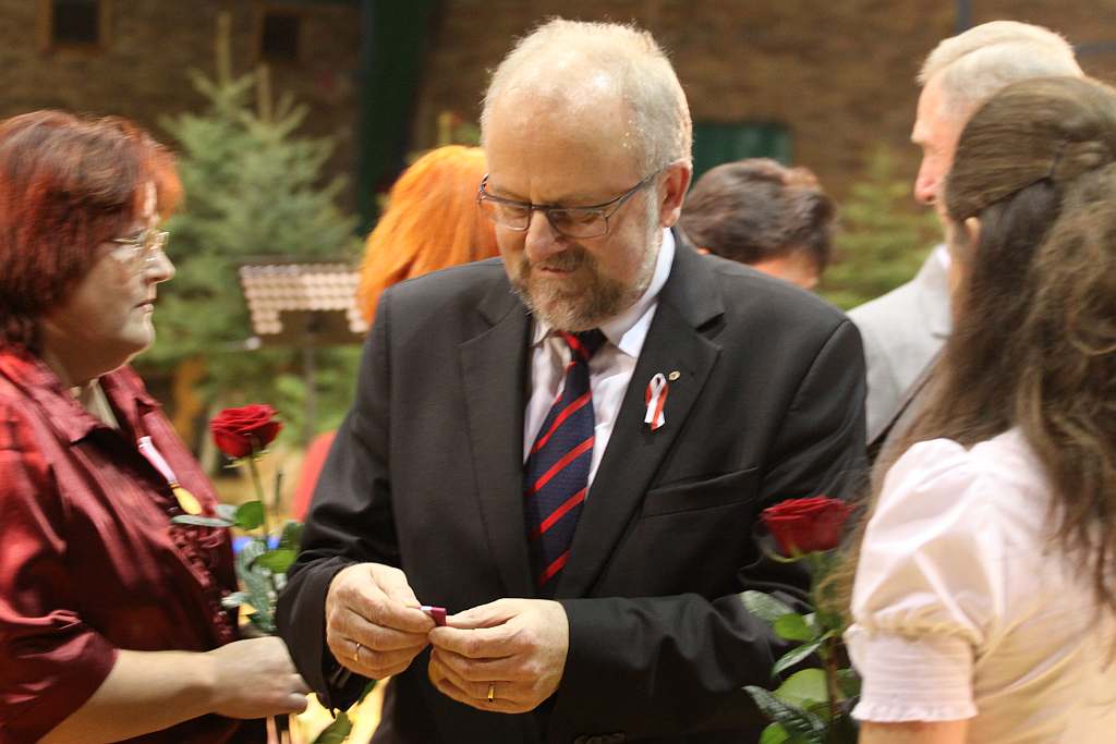 Medale i odznaczenia dla legniczan