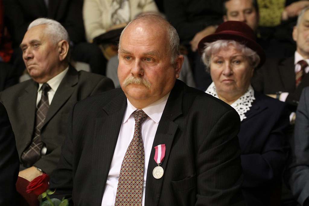 Medale i odznaczenia dla legniczan