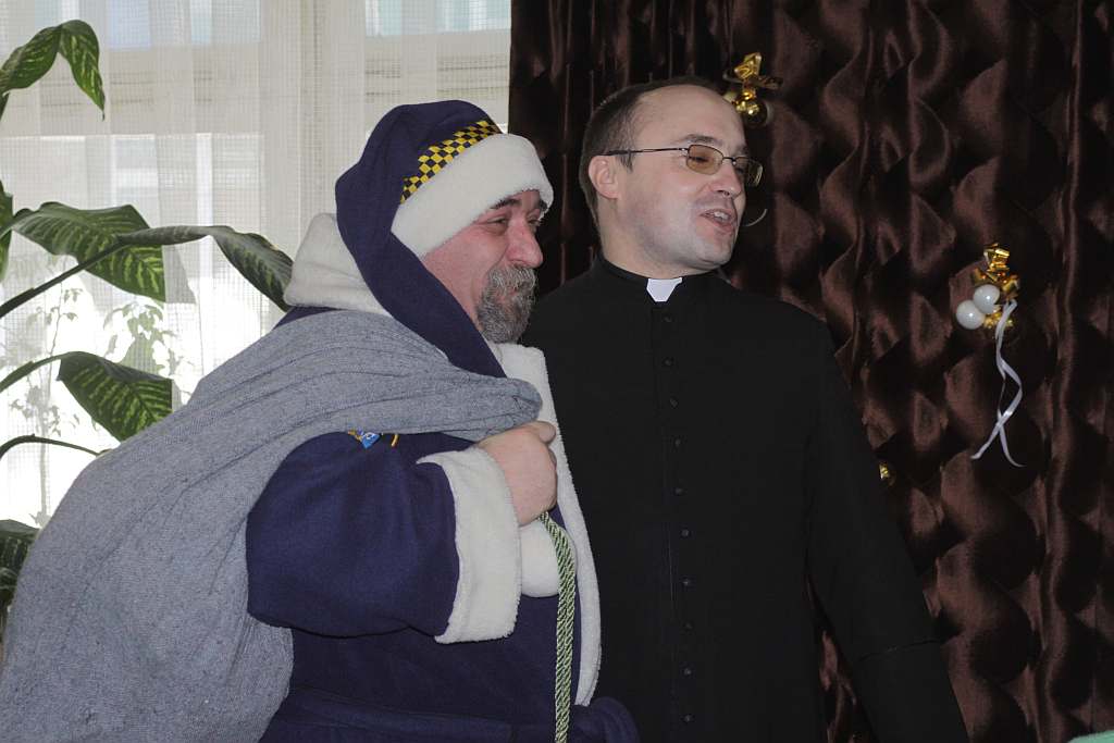 Niebiescy mikołajowie w szpitalu