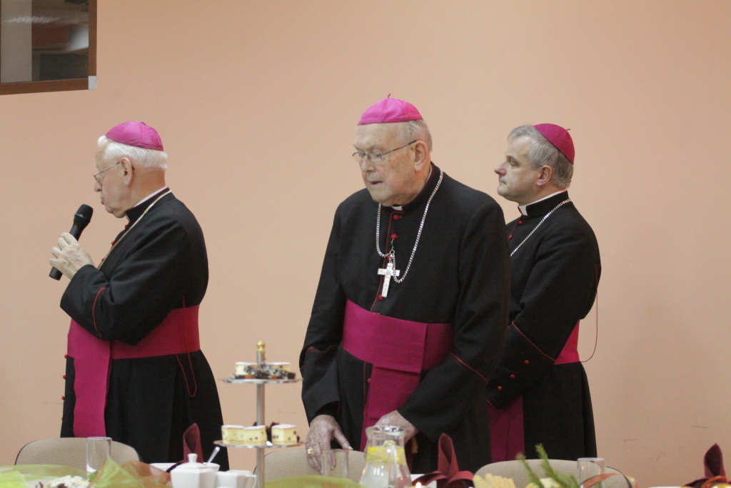 Opłatek dla duchowieństwa