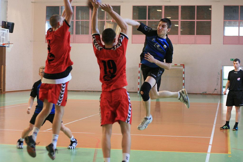 Remis w derbach