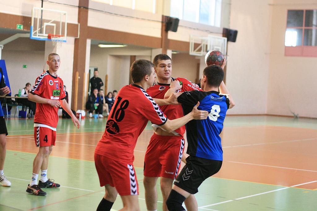 Remis w derbach