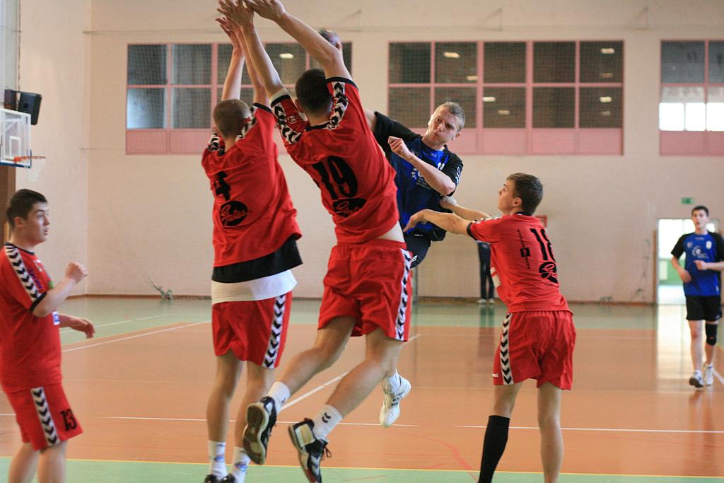 Remis w derbach