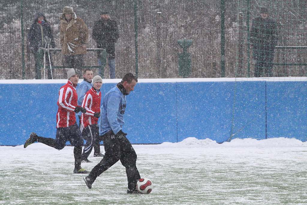 Konfeks lepszy od rezerw Miedzi