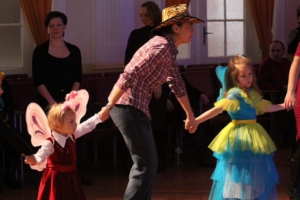 Zabawa karnawałowa w MCK