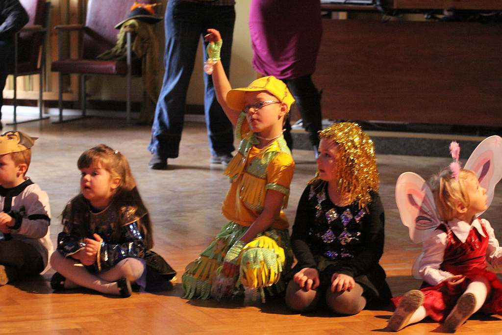 Zabawa karnawałowa w MCK