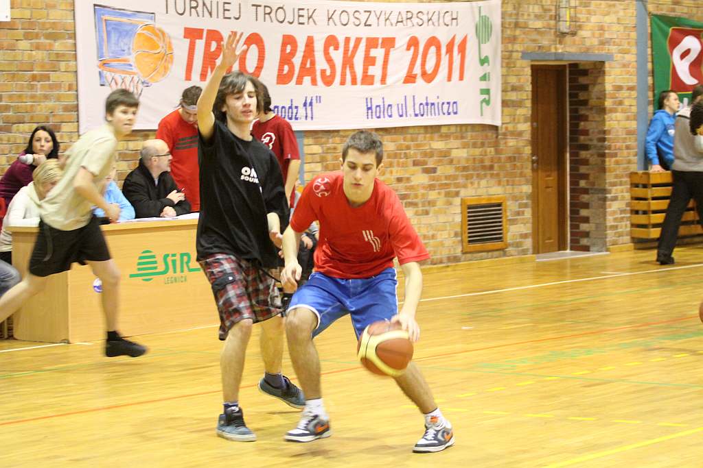 Trio Basket 2011