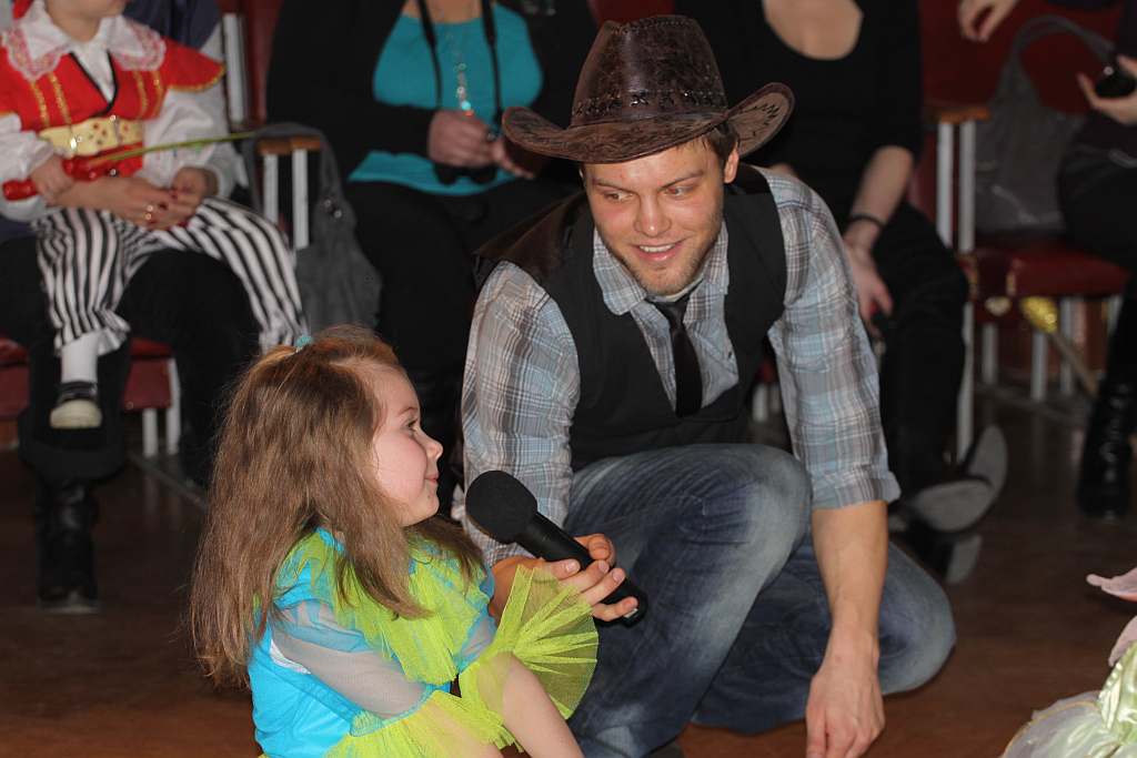 Zabawa karnawałowa w MCK