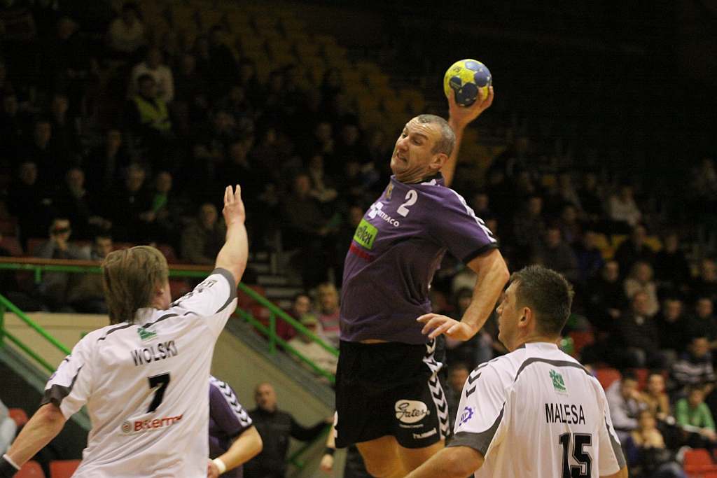 Reflex Miedź dalej od Final Four