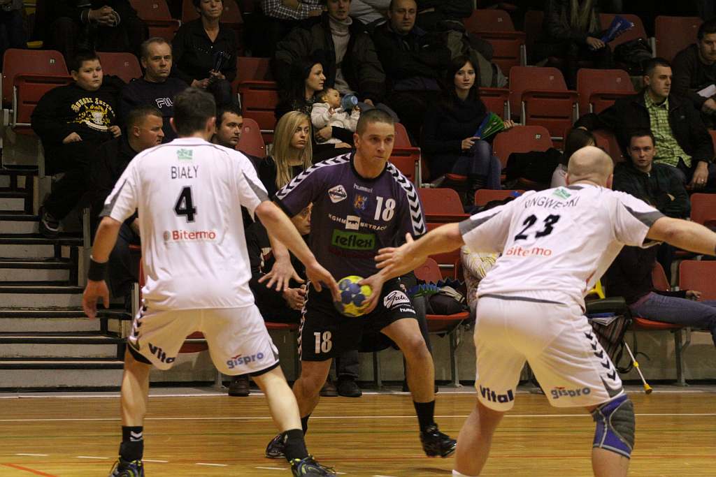 Reflex Miedź dalej od Final Four