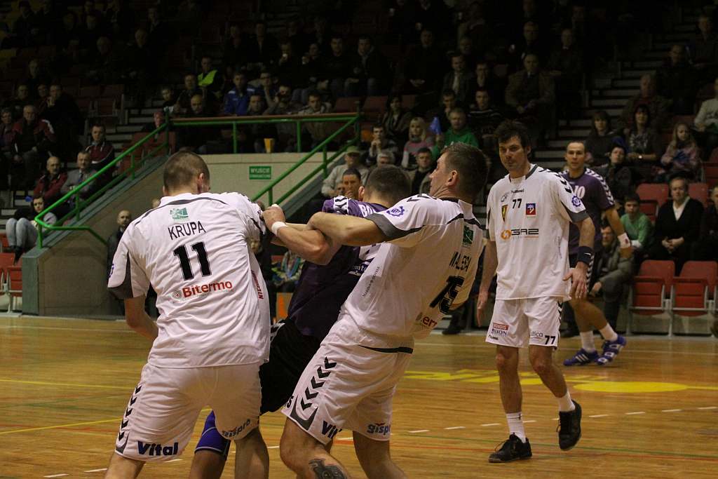 Reflex Miedź dalej od Final Four