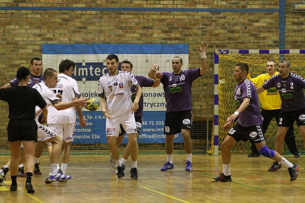 Reflex Miedź dalej od Final Four