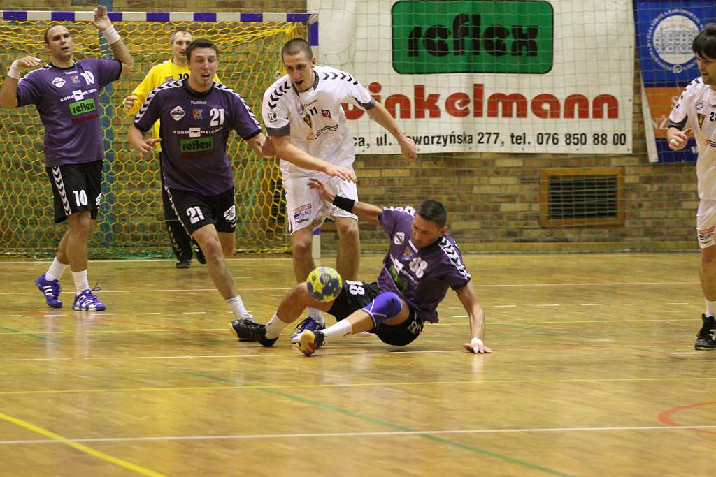 Reflex Miedź dalej od Final Four