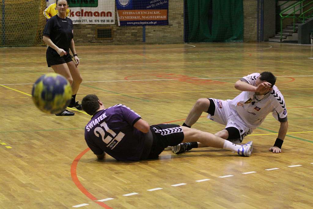 Reflex Miedź dalej od Final Four