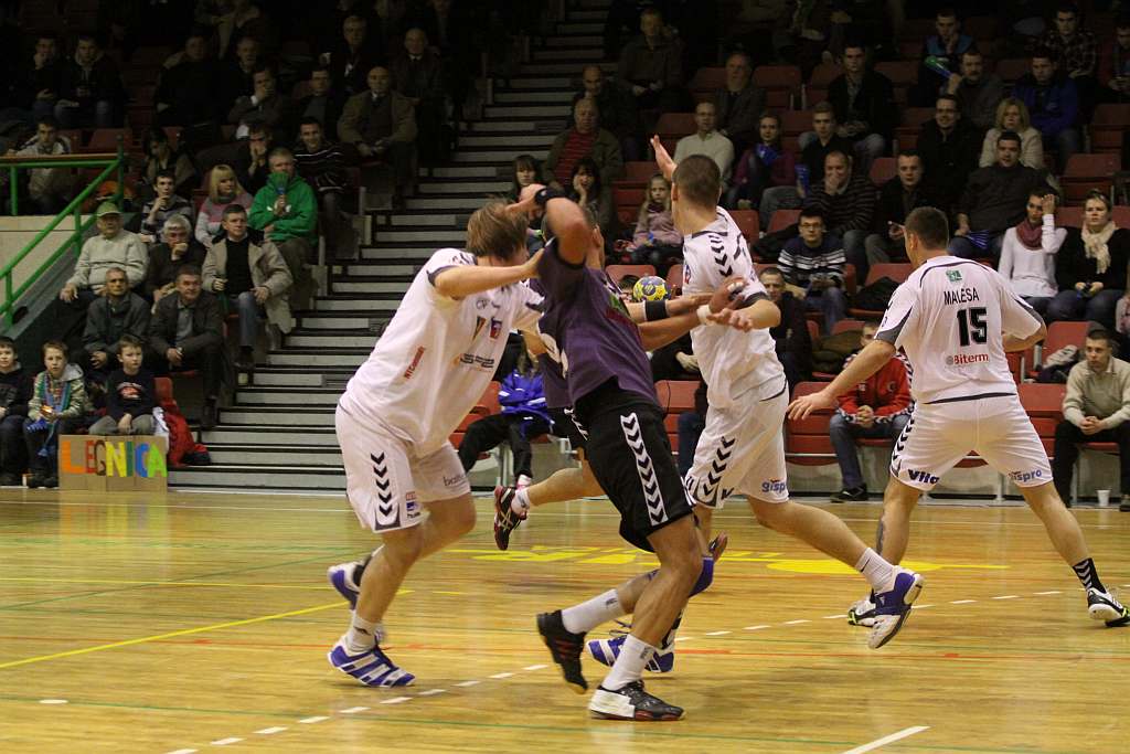 Reflex Miedź dalej od Final Four
