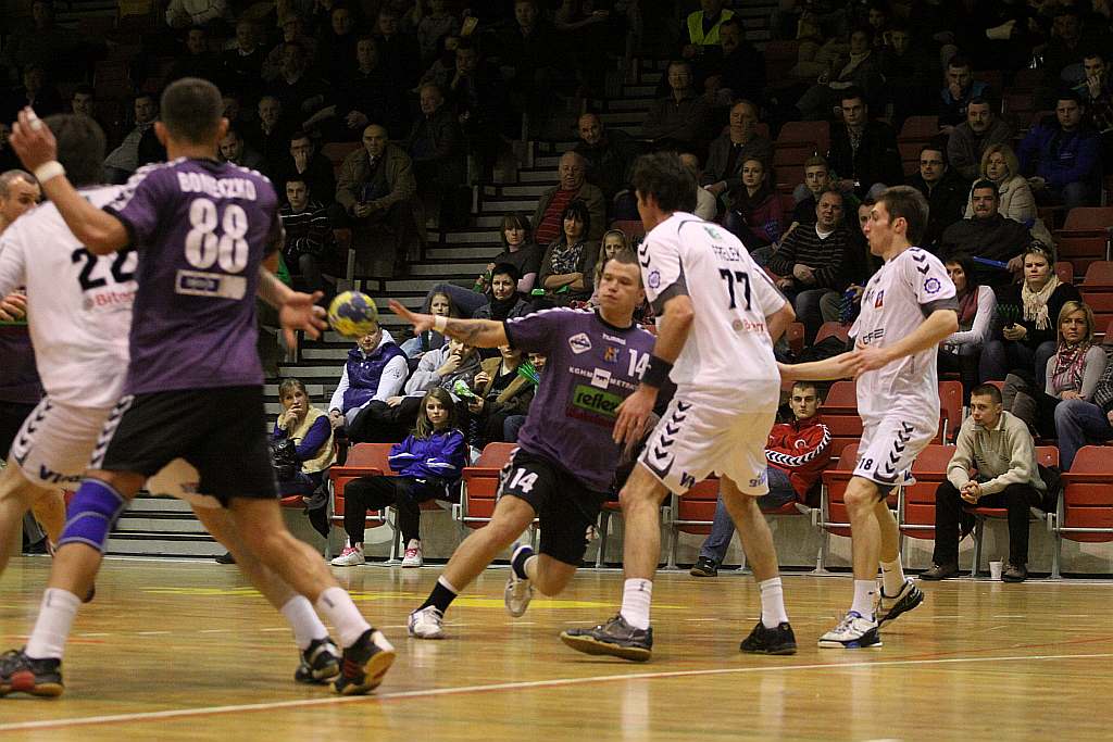 Reflex Miedź dalej od Final Four
