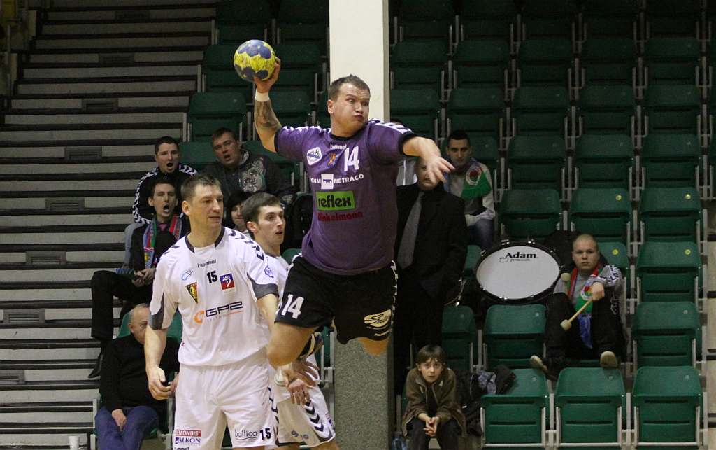 Reflex Miedź dalej od Final Four