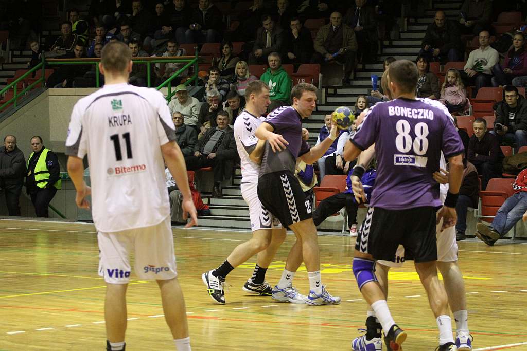 Reflex Miedź dalej od Final Four