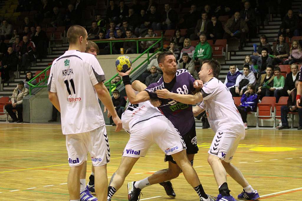 Reflex Miedź dalej od Final Four