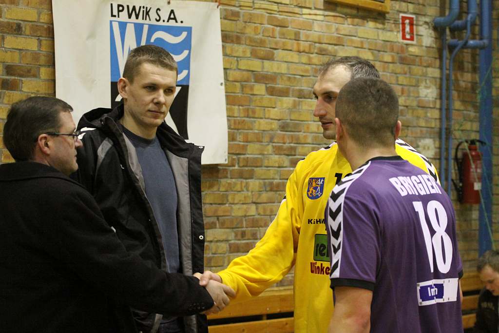 Reflex Miedź dalej od Final Four