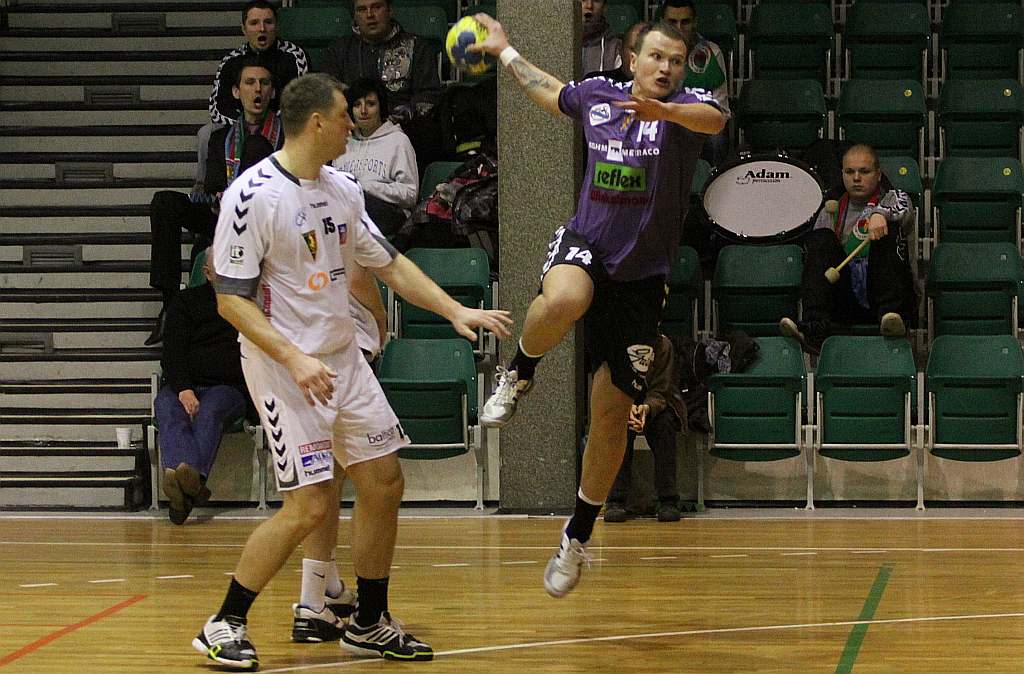 Reflex Miedź dalej od Final Four