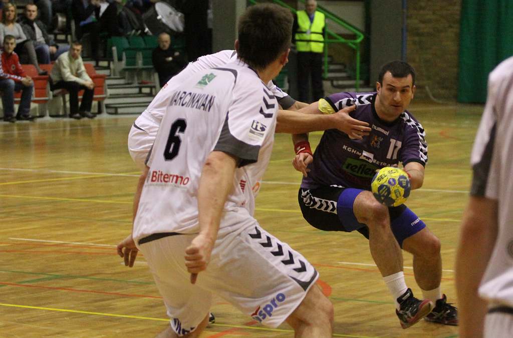Reflex Miedź dalej od Final Four